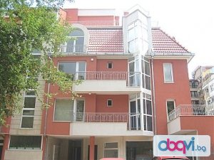 “Класик” - Тристаен апартамент за нощувки в град Варна 